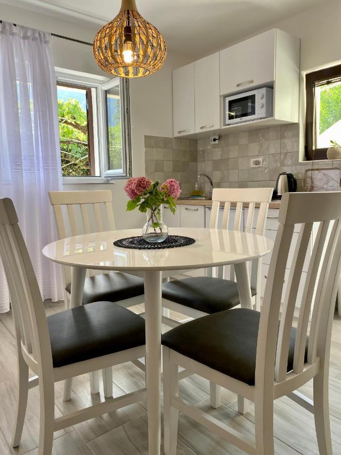 Apartments Nik كوتور المظهر الخارجي الصورة