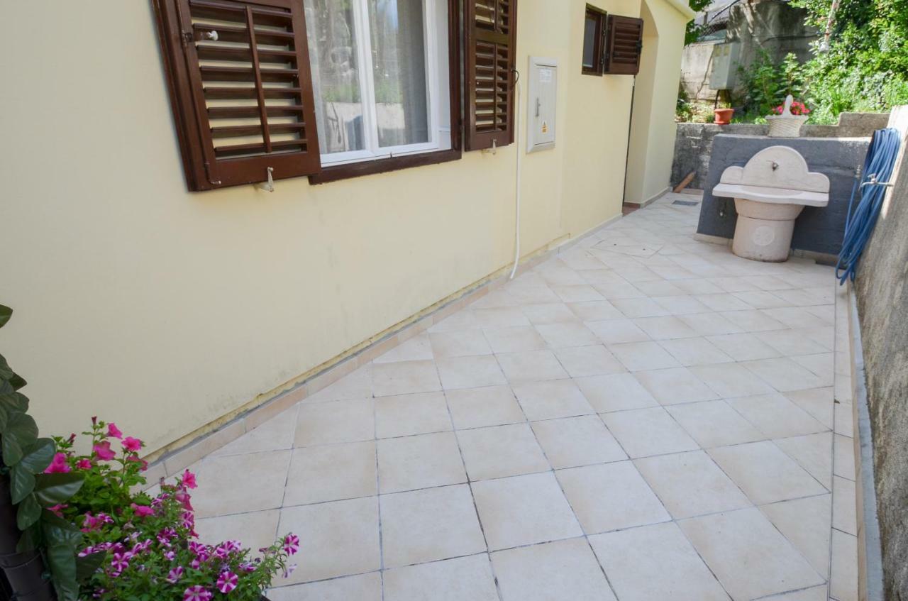 Apartments Nik كوتور المظهر الخارجي الصورة